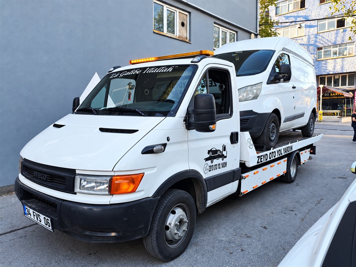Zeyd Oto Çekici ticari panelvan araç yol desteği